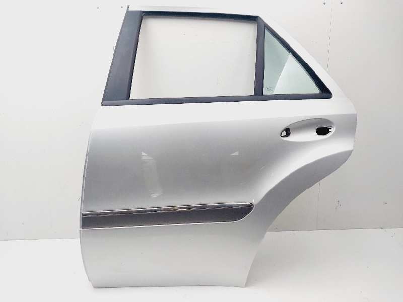 Recambio de puerta trasera izquierda para mercedes-benz clase m (w164) referencia OEM IAM A1647300105  