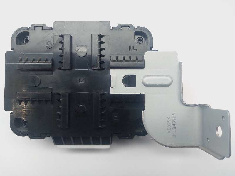 Recambio de modulo electronico para hyundai i30 (pd) n referencia OEM IAM 95300G3000  