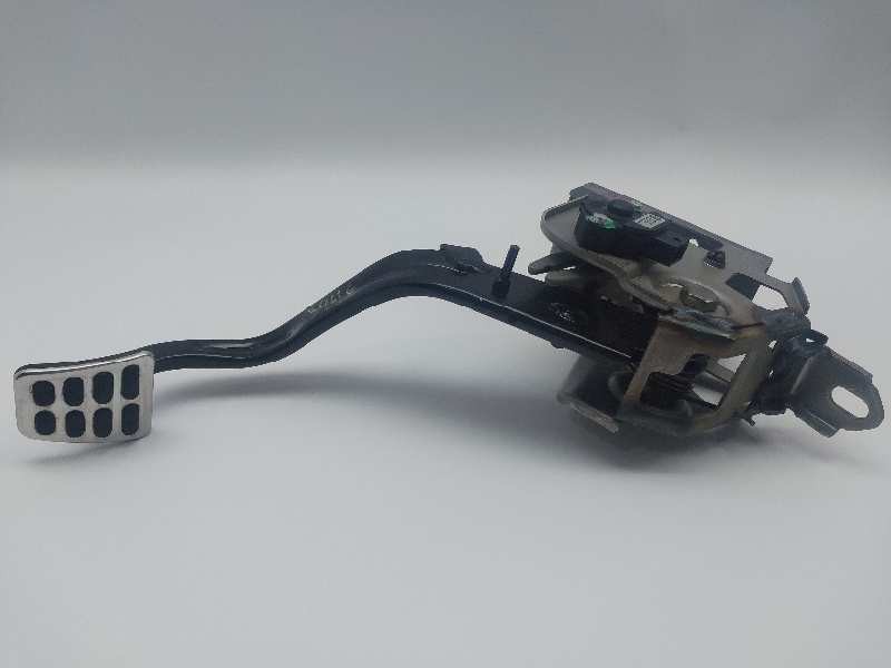 Recambio de pedal embrague para hyundai i30 (pd) n referencia OEM IAM 32802S0100  