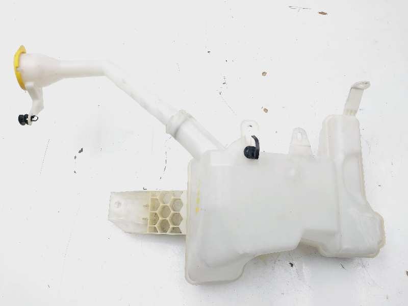 Recambio de deposito limpia para renault kadjar limited 4x4 referencia OEM IAM 289100390R A2C92218100 289108267R