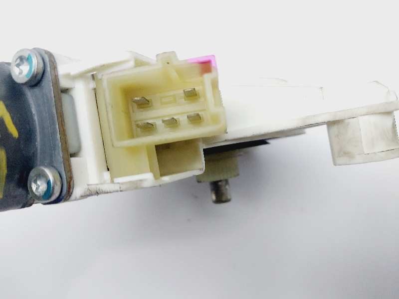 Recambio de motor elevalunas delantero izquierdo para mercedes-benz clase m (w164) referencia OEM IAM A2518200742  