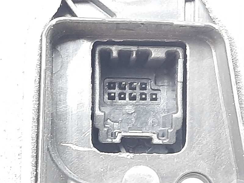 Recambio de cerradura puerta trasera derecha para opel insignia grand sport excellence referencia OEM IAM 13598385  