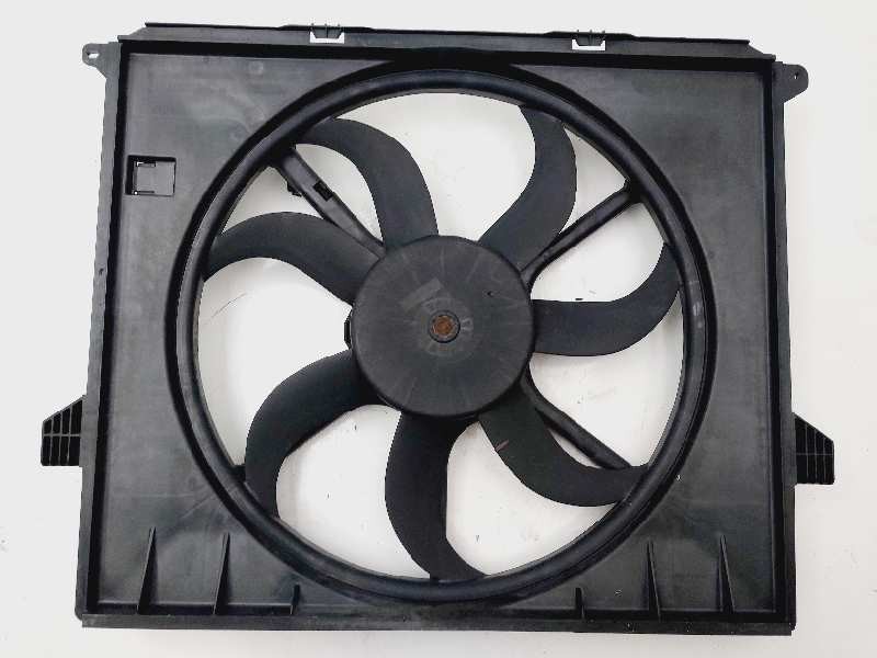 Recambio de electroventilador para mercedes-benz clase m (w164) referencia OEM IAM A1645000193 6726010002 