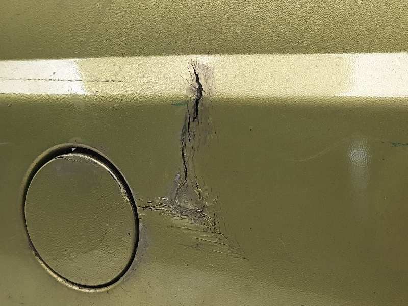 Recambio de paragolpes trasero para citroën c3 picasso exclusive referencia OEM IAM 9681827477  