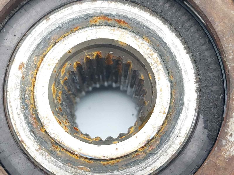 Recambio de mangueta delantera derecha para renault clio iv limited referencia OEM IAM 401335700R 400143684R 402022048R