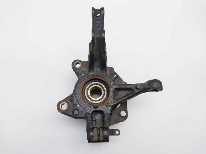 Recambio de mangueta delantera derecha para renault clio iv limited referencia OEM IAM 401335700R 400143684R 402022048R