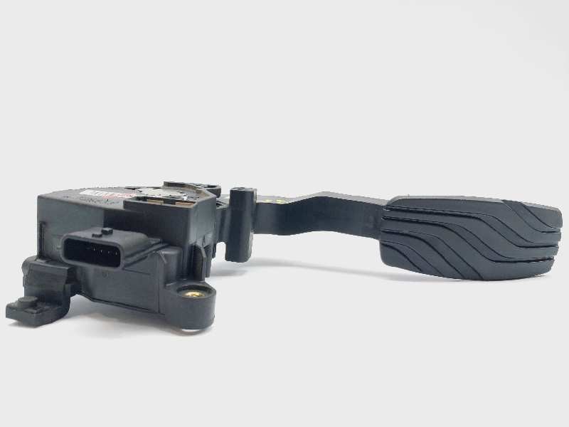 Recambio de potenciometro pedal para renault megane iv berlina 5p limited referencia OEM IAM 180026830R  