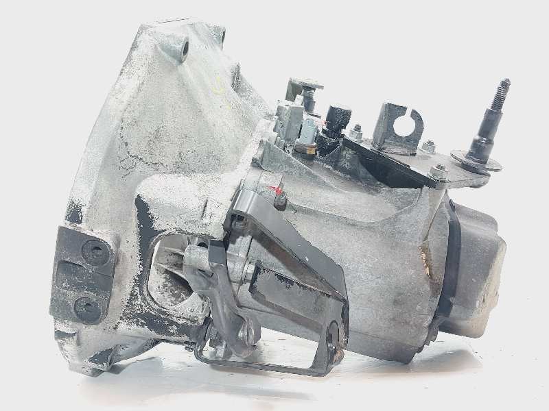 Recambio de caja cambios para peugeot 206 berlina xr referencia OEM IAM 20CN39  