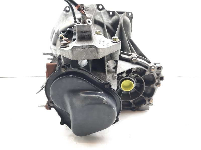 Recambio de caja cambios para ford fiesta (cbk) futura referencia OEM IAM  2N1R7002 