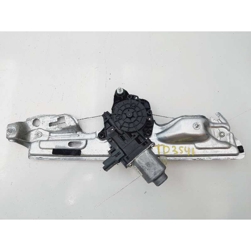 Recambio de elevalunas trasero derecho para renault megane iv berlina 5p limited referencia OEM IAM 827204587R C42826103 