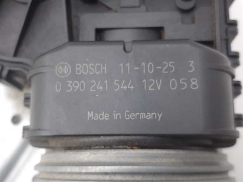 Recambio de motor limpia delantero para dacia duster ambiance 4x2 referencia OEM IAM 8200619512D 3397020879 0390241544