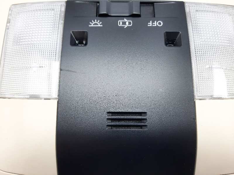 Recambio de luz interior para lexus ct 200h white edition referencia OEM IAM 8A614033G 1D111140G 