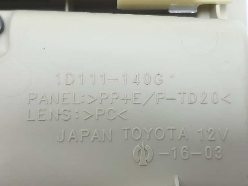 Recambio de luz interior para lexus ct 200h white edition referencia OEM IAM 8A614033G 1D111140G 