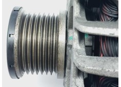 Recambio de alternador para renault megane iv berlina 5p limited referencia OEM IAM 231008040R 2613543A  2