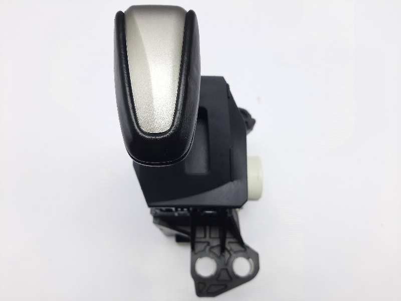 Recambio de palanca cambio para lexus ct 200h white edition referencia OEM IAM 75C833LHD  