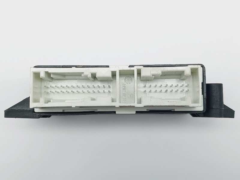 Recambio de modulo electronico para peugeot partner referencia OEM IAM 9838793580  