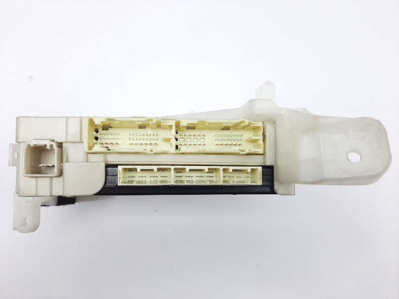 Recambio de modulo electronico para lexus ct 200h white edition referencia OEM IAM 8922176120 2381002650 8273076030