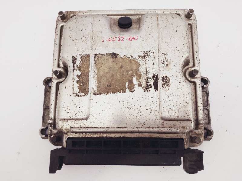 Recambio de centralita motor uce para peugeot 206 berlina 2.0 hdi cat referencia OEM IAM 9635157880 0281001974 