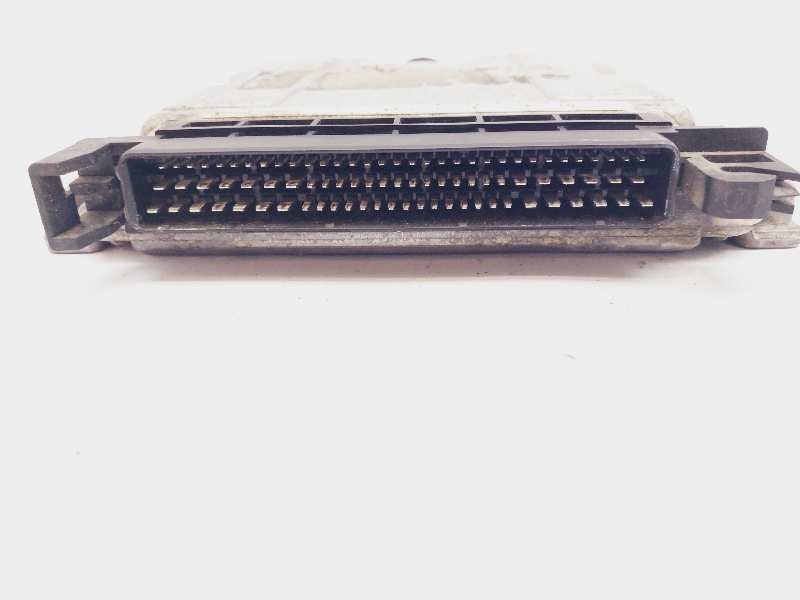 Recambio de centralita motor uce para peugeot 206 berlina 2.0 hdi cat referencia OEM IAM 9635157880 0281001974 