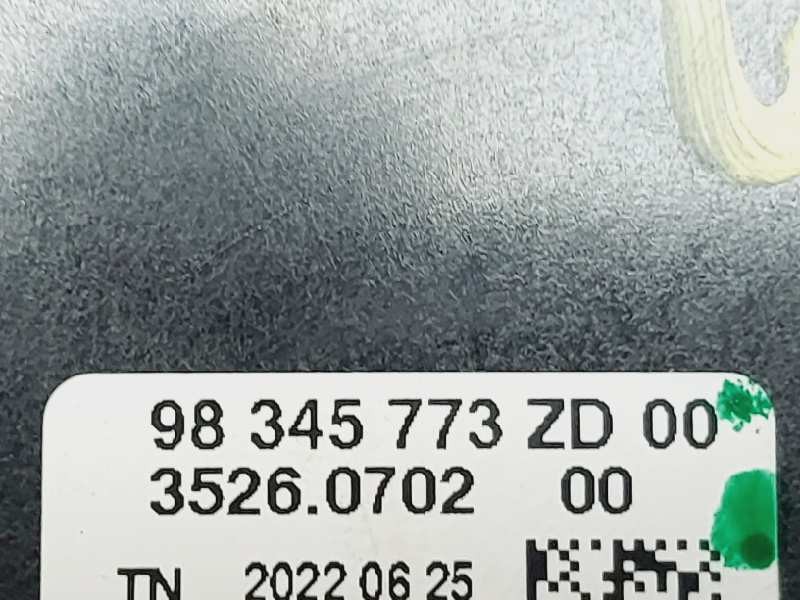 Recambio de sistema navegacion gps para peugeot partner referencia OEM IAM 98345773ZD00 3526070200 