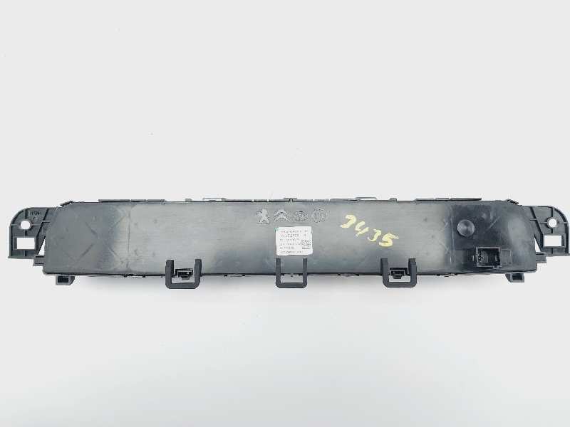 Recambio de mando calefaccion / aire acondicionado para peugeot partner referencia OEM IAM 98340416ZD01 3525250201 