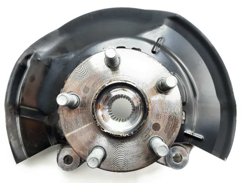 Recambio de mangueta delantera derecha para lexus ct 200h white edition referencia OEM IAM 4320147030  