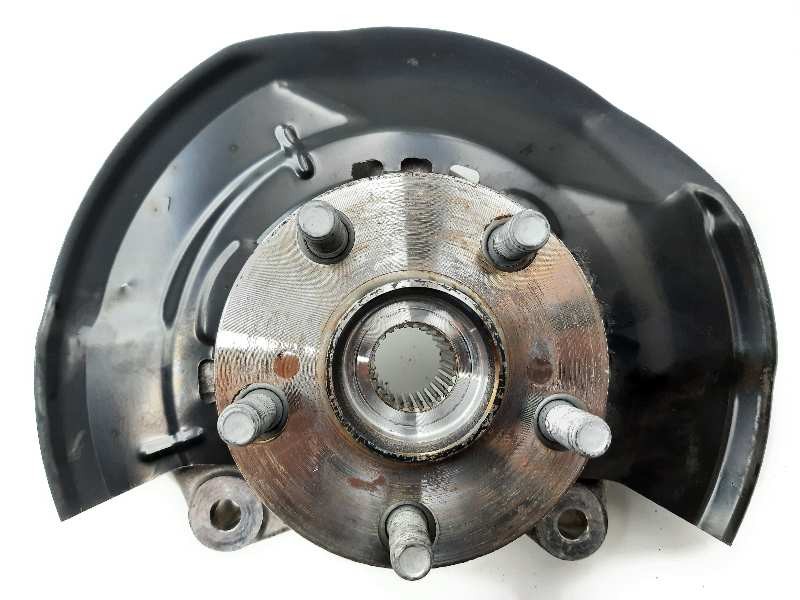 Recambio de mangueta delantera izquierda para lexus ct 200h white edition referencia OEM IAM 4320247030  