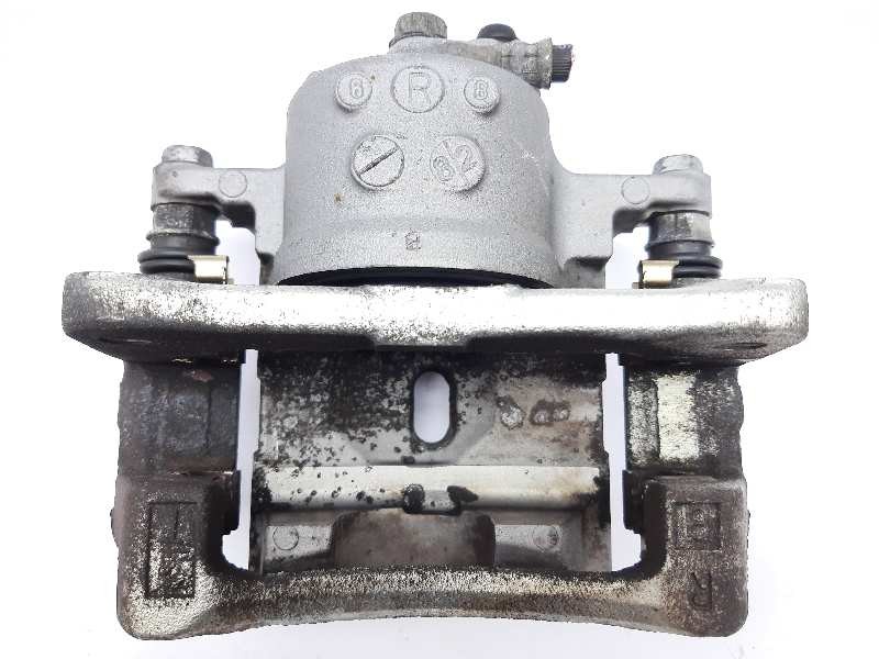 Recambio de pinza freno delantera derecha para lexus ct 200h white edition referencia OEM IAM 4773047060  