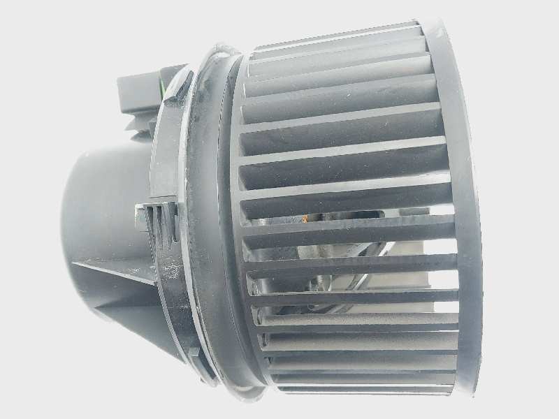 Recambio de motor calefaccion para ford focus lim. (cb8) sport referencia OEM IAM AV6N18456AA  