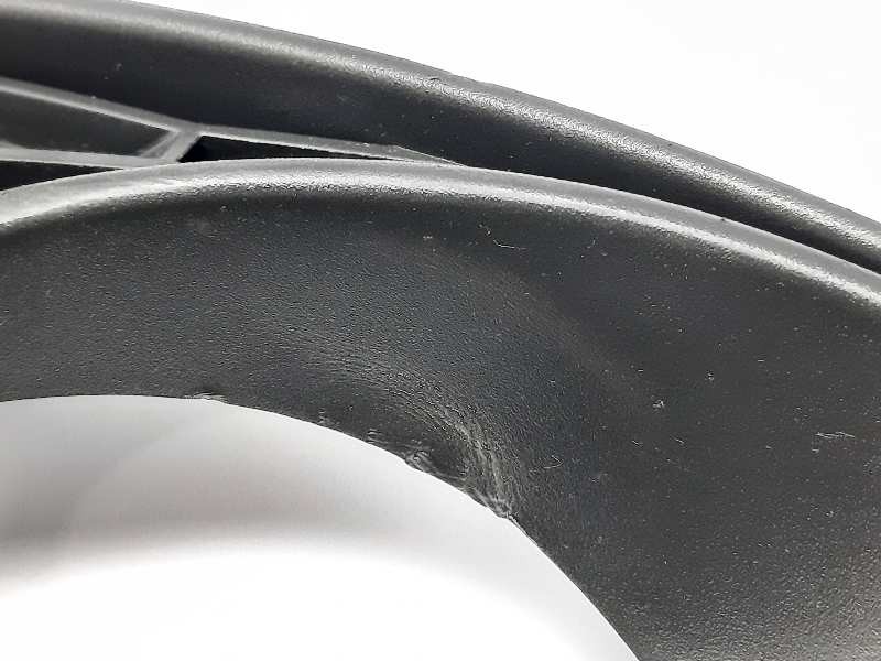 Recambio de rejilla paragolpes derecha para seat ibiza (6j5) sport referencia OEM IAM 6J0853666A  