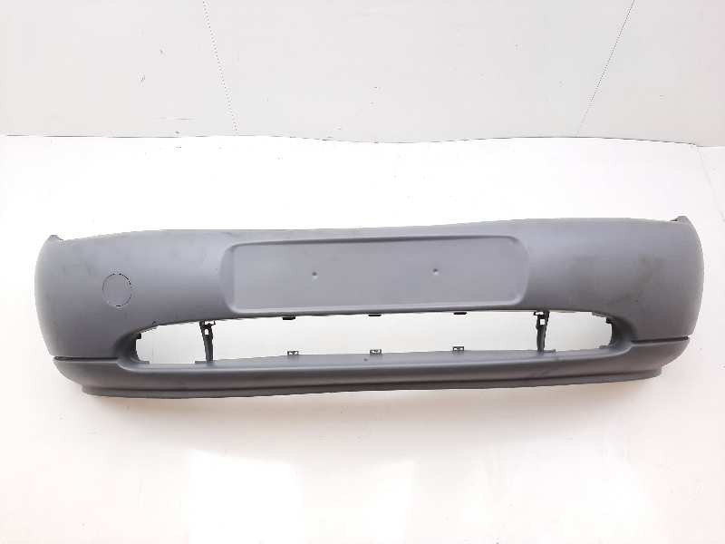 Recambio de paragolpes delantero para ford fiesta berlina referencia OEM IAM   