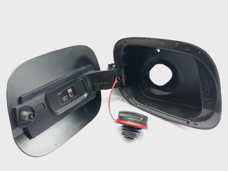 Recambio de tapa exterior combustible para opel astra k lim. 5türig selective referencia OEM IAM 39061479  