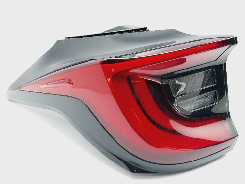 Recambio de piloto trasero izquierdo para toyota yaris xpa1f referencia OEM IAM 81561K0040  