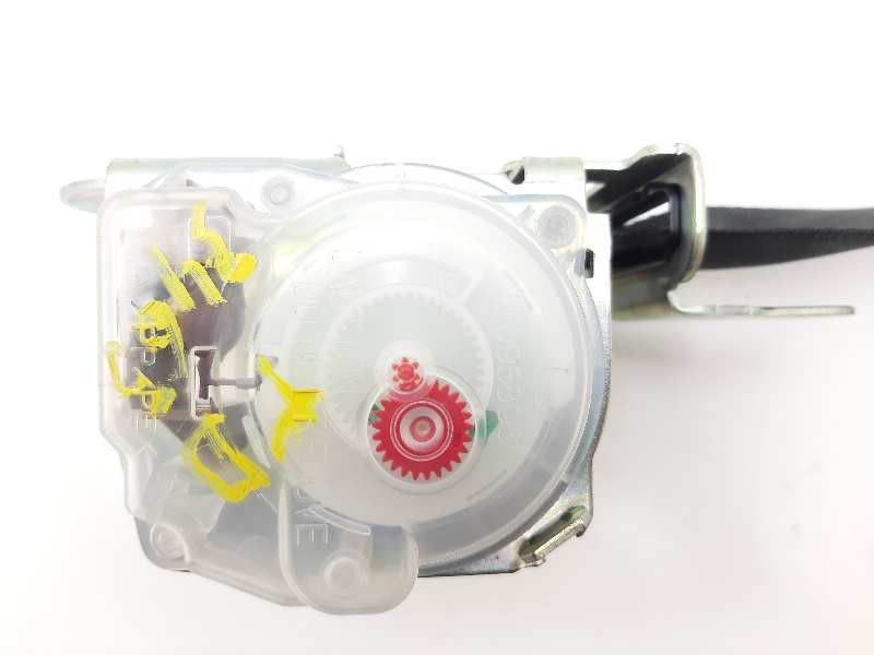 Recambio de cinturon seguridad trasero derecho para lexus ct 200h white edition referencia OEM IAM   