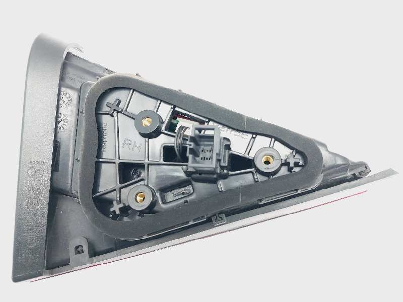 Recambio de piloto trasero derecho interior para skoda superb (3v3) style referencia OEM IAM 3V5945308D  
