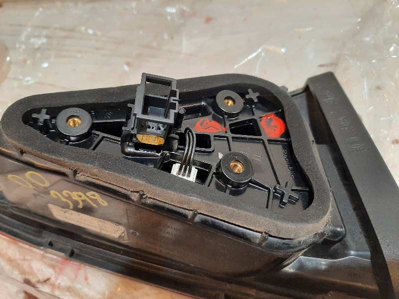 Recambio de piloto trasero derecho interior para skoda superb (3v3) style referencia OEM IAM 3V5945308D  