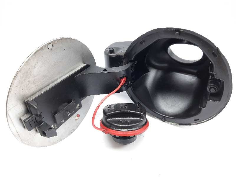Recambio de tapa exterior combustible para opel insignia sports tourer edition referencia OEM IAM 13352310  