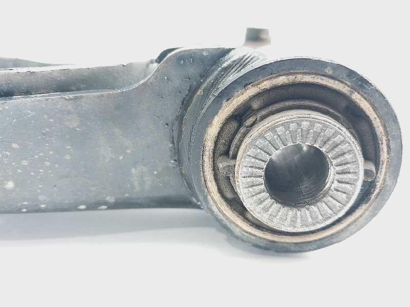 Recambio de brazo suspension inferior delantero derecho para peugeot partner referencia OEM IAM 98138522  