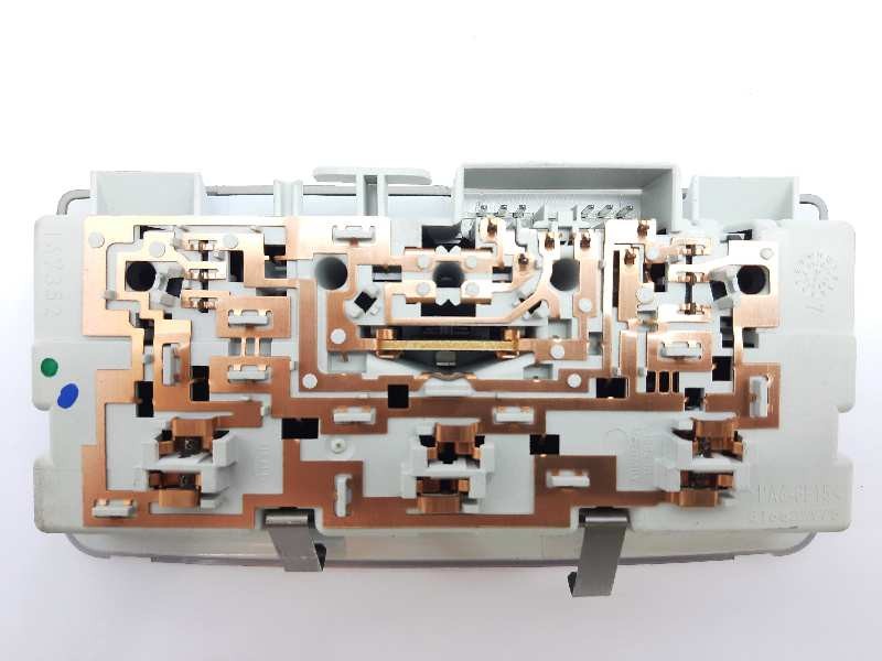 Recambio de luz interior para opel insignia sports tourer edition referencia OEM IAM 316627975  