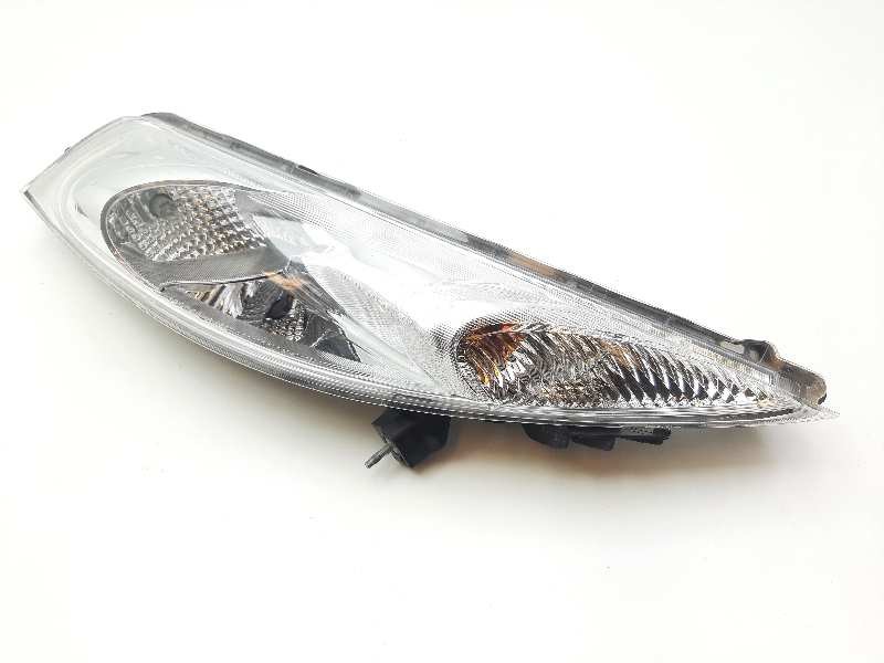 Recambio de faro derecho para nissan juke (f15) acenta referencia OEM IAM 261201KL0B  