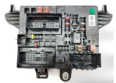 Recambio de caja reles / fusibles para opel insignia sports tourer edition referencia OEM IAM 1327731803  