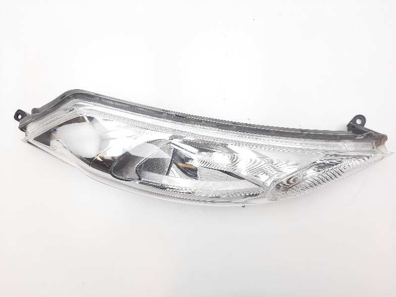 Recambio de faro derecho para nissan juke (f15) acenta referencia OEM IAM 261201KL0B  