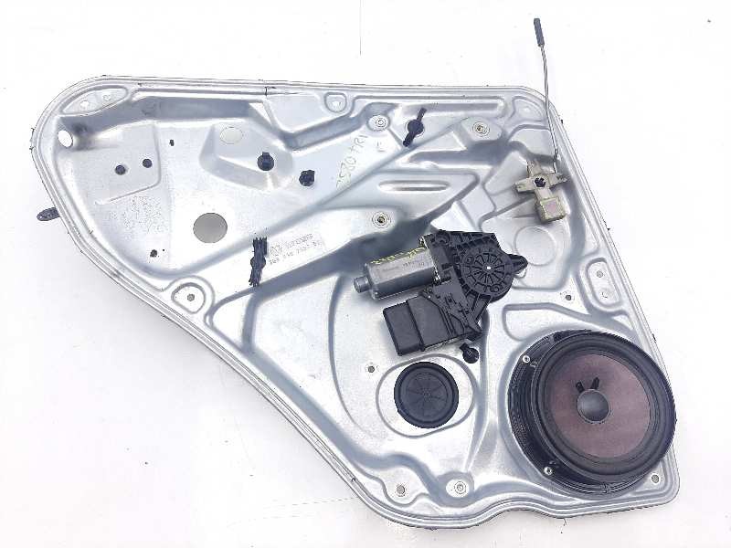 Recambio de elevalunas trasero izquierdo para volkswagen passat berlina (3b3) trendline referencia OEM IAM 105406301 385839755C5
