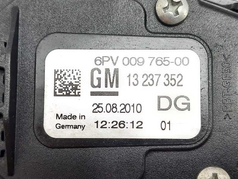 Recambio de potenciometro pedal para opel insignia sports tourer edition referencia OEM IAM 13237352  