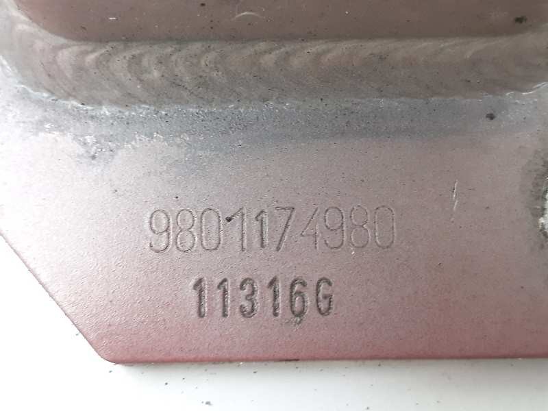 Recambio de refuerzo paragolpes trasero para citroën c4 cactus rip curl referencia OEM IAM 9801174980  