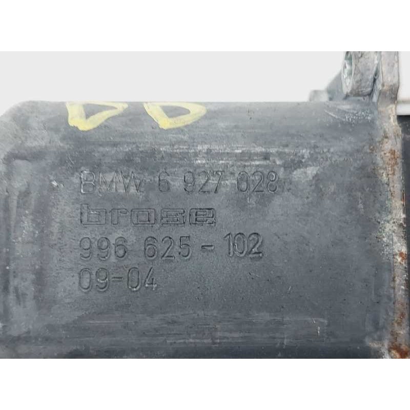 Recambio de elevalunas delantero derecho para bmw serie 1 berlina (e81/e87) 118d referencia OEM IAM 7067796S 7138466E 0130822227