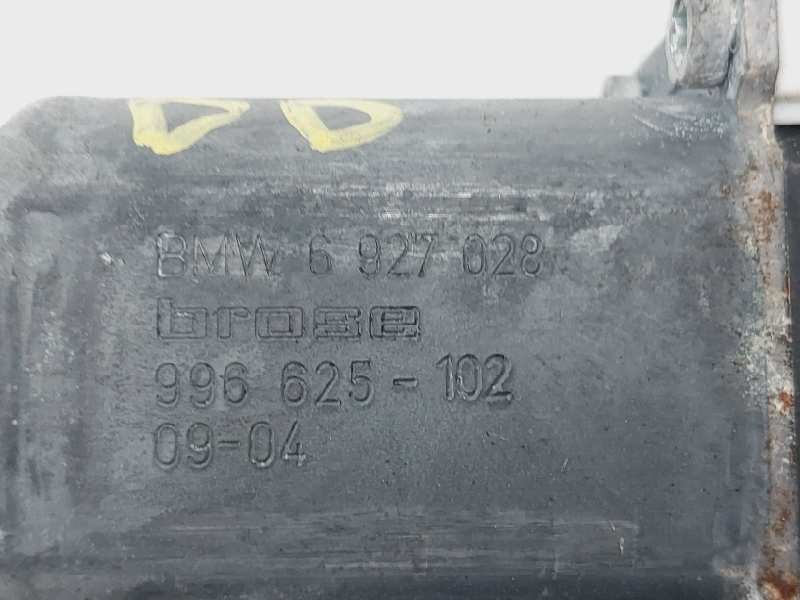 Recambio de elevalunas delantero derecho para bmw serie 1 berlina (e81/e87) 118d referencia OEM IAM 7067796S 7138466E 0130822227