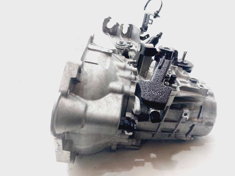 Recambio de caja cambios para hyundai i20 klass referencia OEM IAM BD72MB  