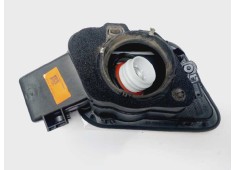 Recambio de tapa exterior combustible para hyundai i20 klass referencia OEM IAM 81595Q0000  