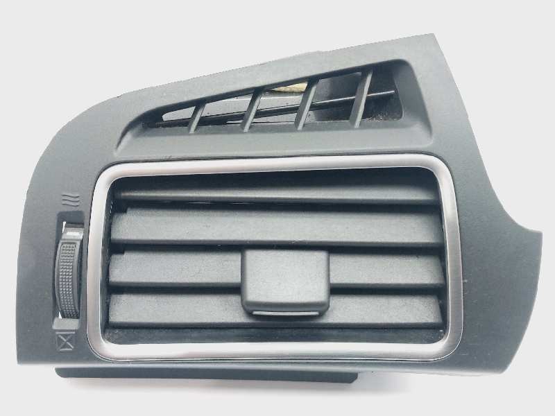 Recambio de rejilla aireadora para toyota verso active referencia OEM IAM 556600F020  